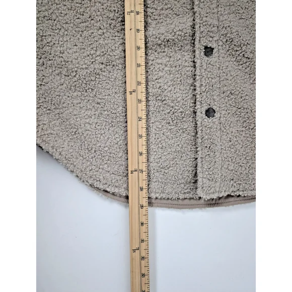 Vuori Sycamore Sherpa Long Shirt Jacket Dark Salt Beige Size Small Gorpcore - Picture 11 of 11